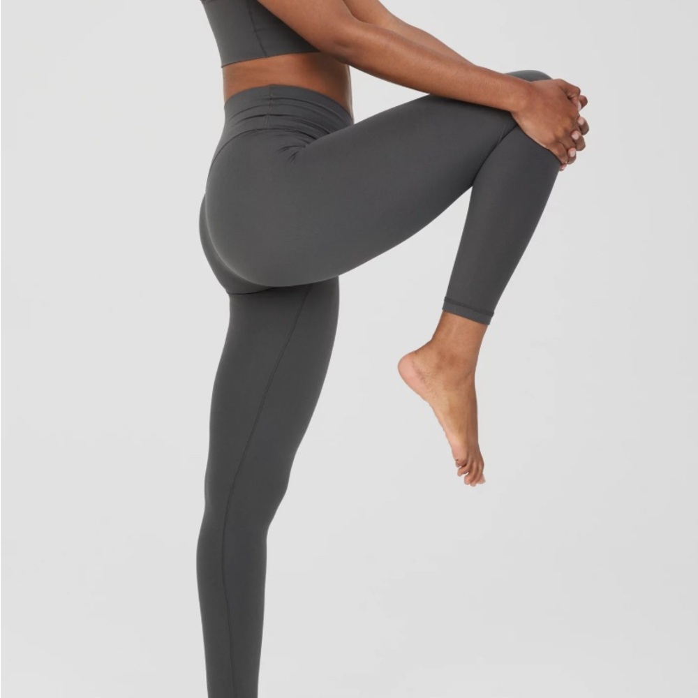 Aerie Gray Women’s Leggings  Size Medium